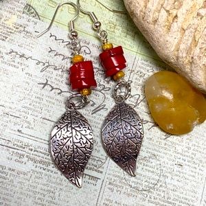 NWOT NEW Rustic autumn colored earrings red mustard antique silver tone leaf